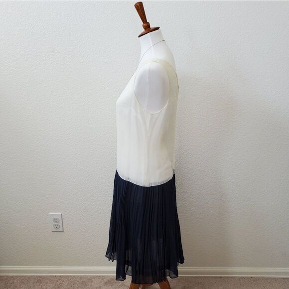 R&K Originals Vintage 2-Piece Sleeveless Dress or Uniform Set w/ Belt - Picture 6 of 16